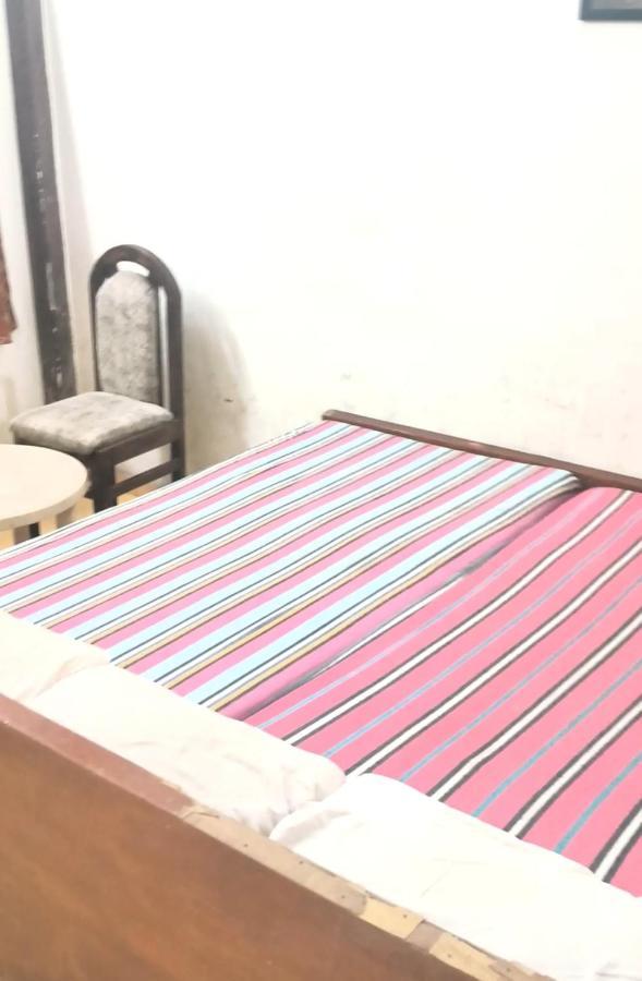 Gandhi Ganaga Guest House 瓦拉纳西 外观 照片