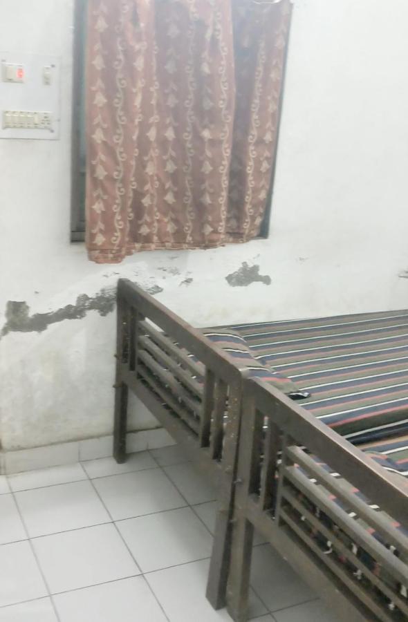 Gandhi Ganaga Guest House 瓦拉纳西 外观 照片