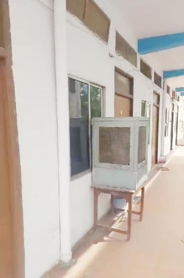 Gandhi Ganaga Guest House 瓦拉纳西 外观 照片